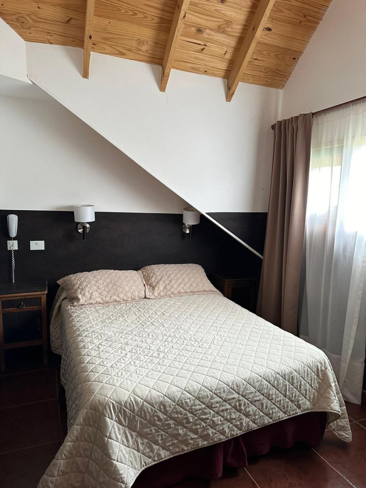 Meulen Hosteria Y Apart El Calafate Zewnętrze zdjęcie